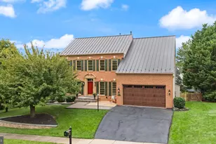 18571 Dettington Ct, Leesburg, VA 20176 - Photo 1