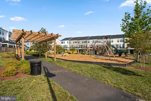 43376 Farringdon Sq, Broadlands, VA 20148 - Photo 1