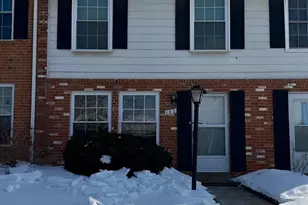 102 N Duke Dr, Sterling, VA 20164 - Photo 1