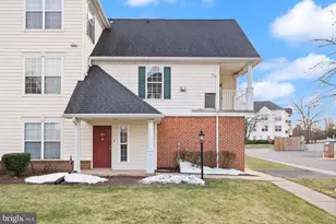 25240 Lake Shore Square, Chantilly, VA 20152 - Photo 1