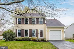 22 Newland Ct, Sterling, VA 20165 - Photo 1