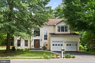 731 Emmet Ct SW, Leesburg, VA 20175 - Photo 1