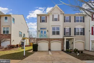 25324 Ashbury Dr, Chantilly, VA 20152 - Photo 1