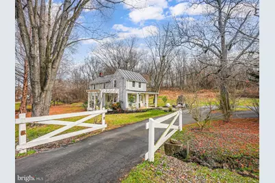 102 N Rogers Street, Hamilton, VA 20158 - Photo 1