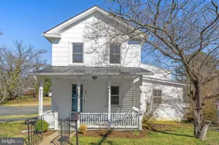 150 S 20th St, Purcellville, VA 20132 - Photo 1