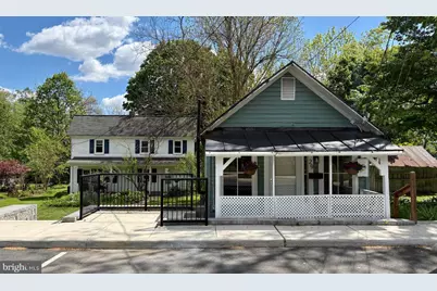 31 Main Street, Round Hill, VA 20141 - Photo 1