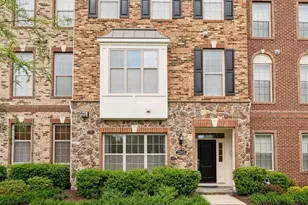 22613 Naugatuck Square, Ashburn, VA 20148 - Photo 1