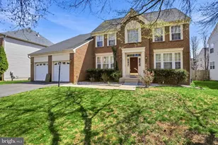 46733 Hollow Mountain Pl, Sterling, VA 20164 - Photo 1