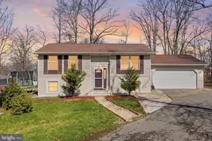 557 Rockbridge Dr SE, Leesburg, VA 20175 - Photo 1