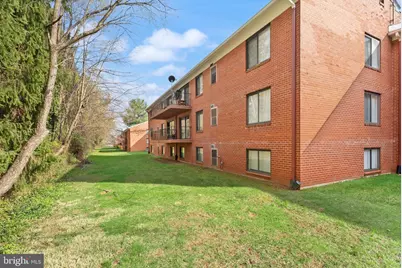 125 Clubhouse Drive SW #11, Leesburg, VA 20175 - Photo 26