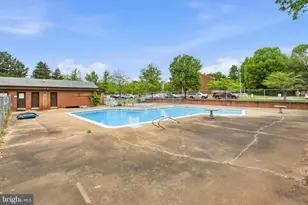 125 Clubhouse Dr SW, Leesburg, VA 20175 - Photo 28