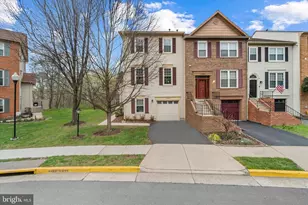44082 Gala Cir, Ashburn, VA 20147 - Photo 1