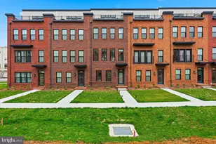 22810 Tawny Pne Sq, Ashburn, VA 20148 - Photo 1