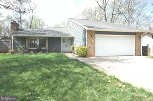 322 Sugarland Run Dr, Sterling, VA 20164 - Photo 1