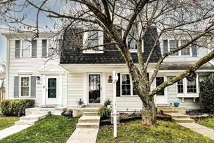 43 Bickel Ct, Sterling, VA 20165 - Photo 1