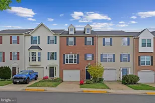 590 Tuliptree Square NE, Leesburg, VA 20176 - Photo 1