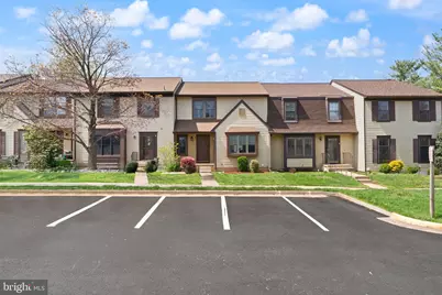 19 Jermyn Court, Sterling, VA 20165 - Photo 1