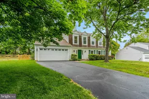 6 West Ct, Sterling, VA 20165 - Photo 1