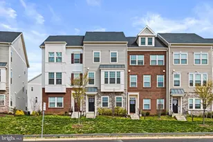 815 Sawback Sq NE, Leesburg, VA 20176 - Photo 1
