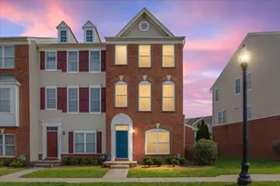 25436 S Riding Blvd, Chantilly, VA 20152 - Photo 1