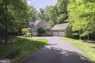 40845 Forest Glen Dr, Leesburg, VA 20175 - Photo 1