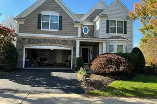 25563 Taylor Cres Dr, Chantilly, VA 20152 - Photo 1