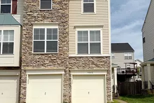 43632 Obrien Square, Chantilly, VA 20152 - Photo 1