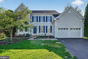 17565 Brookville Ct, Round Hill, VA 20141 - Photo 1