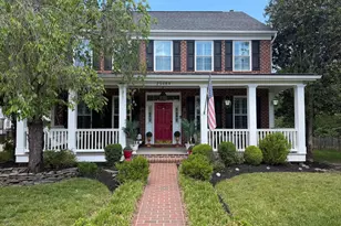25484 Heathfield Cir, Chantilly, VA 20152 - Photo 1