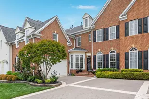 19194 Greystone Square, Leesburg, VA 20176 - Photo 1