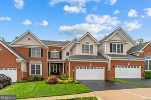 23012 Weybridge Square, Broadlands, VA 20148 - Photo 6