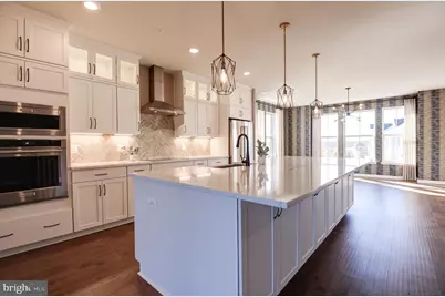 928 California Drive NE, Leesburg, VA 20176 - Photo 1