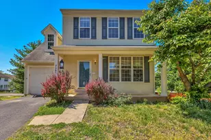 21781 Tottenham Hale Ct, Sterling, VA 20166 - Photo 1