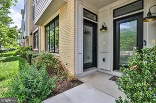 1102 Ribbon Limestone Terrace SE, Leesburg, VA 20175 - Photo 1