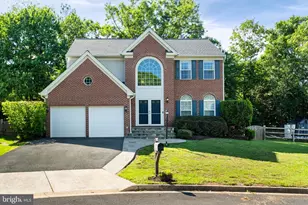 20893 Nerine Ct, Sterling, VA 20165 - Photo 1