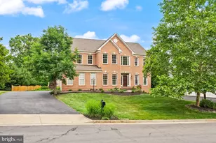 22566 Forest Run Dr, Ashburn, VA 20148 - Photo 1