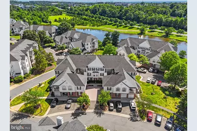 25300 Lake Mist Square #101, Chantilly, VA 20152 - Photo 1