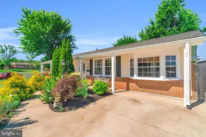 101 W Beech Road, Sterling, VA 20164 - Photo 1