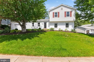 925 Chancellor Street SW, Leesburg, VA 20175 - Photo 1