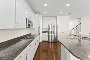 46679 Joubert Terrace, Sterling, VA 20165 - Photo 18