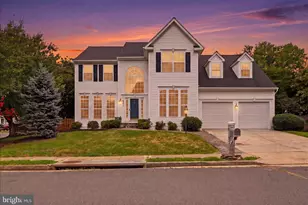 601 Newington Pl NE, Leesburg, VA 20176 - Photo 1