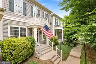 516 Gentlewood Square, Purcellville, VA 20132 - Photo 1