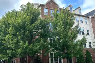 42101 Piebald Square, Aldie, VA 20105 - Photo 1