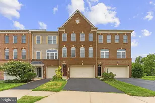 21268 Park Grove Terrace, Ashburn, VA 20147 - Photo 2