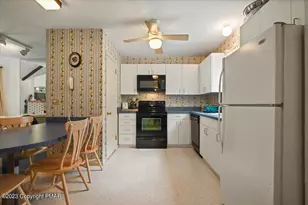 18 Middle Village Way, Tannersville, PA 18372 - Photo 6