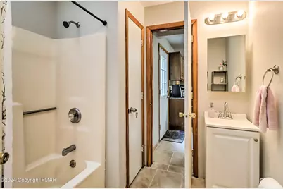  15 Skye Drive, Lake Harmony, PA 18624 - Photo 14