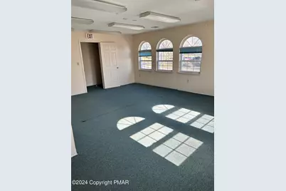  484 Stones Crossing #2nd Fl Road, Easton, PA 18045 - Photo 8