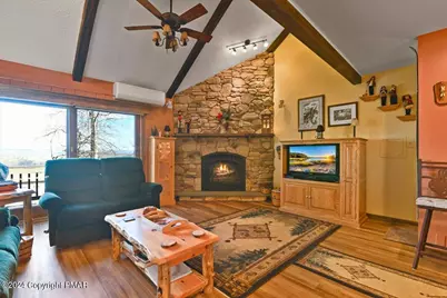  150 Cross Country Lane, Tannersville, PA 18372 - Photo 14