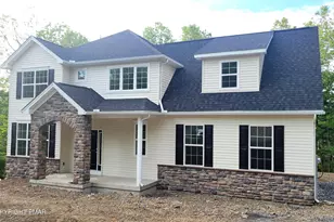 5124 Arthur Ave, East Stroudsburg, PA 18301 - Photo 2