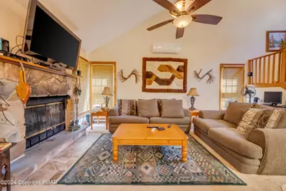  472 Spruce Drive, Tannersville, PA 18372 - Photo 12